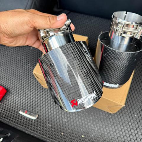 Akrapovic Exhaust Tips Carbon - photo 6 of 6