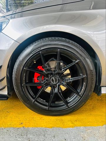 2013 Mercedes Benz A200 BlueEFCY (CBU) 1.6 (A) - 4