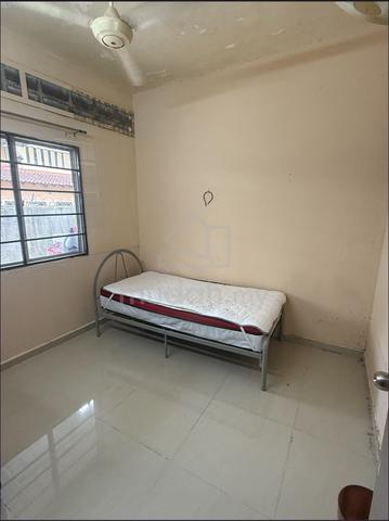 Bilik sewa Ampang Jaya for Female Only 1