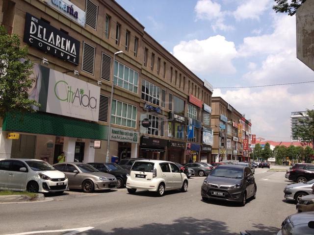 Kota Damansara High ROI 5.68% Well-Reno 4Sty Shop With Lift For Sale 1