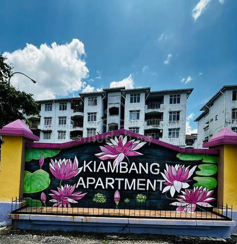 Kiambang Apartment 1