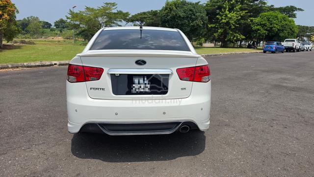 2011 Kia FORTE 1.6 KOUP SX (A) - 4