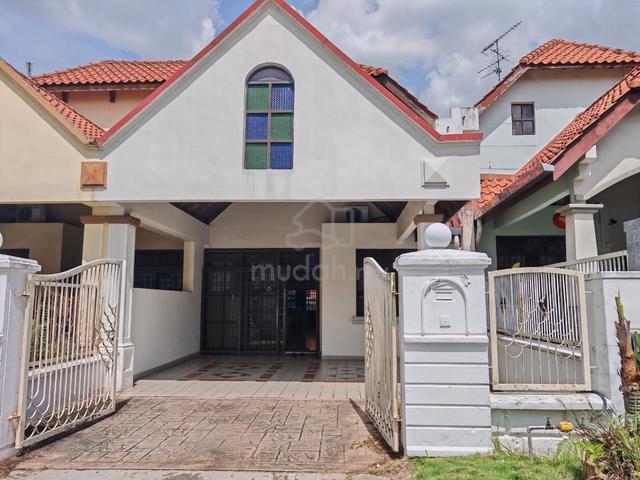 For Rent Pelangi Indah @ Jalan Pesona x @ 1.5 Storey House 1