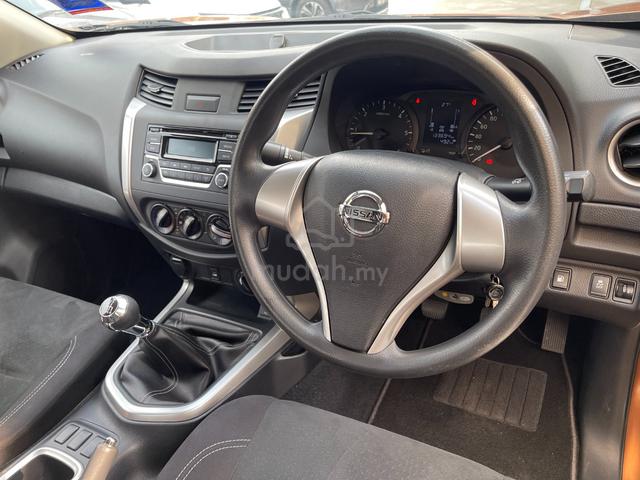 2018 Nissan NAVARA 2.5 SE NP300 (M) 4WD F/LOAN - 4