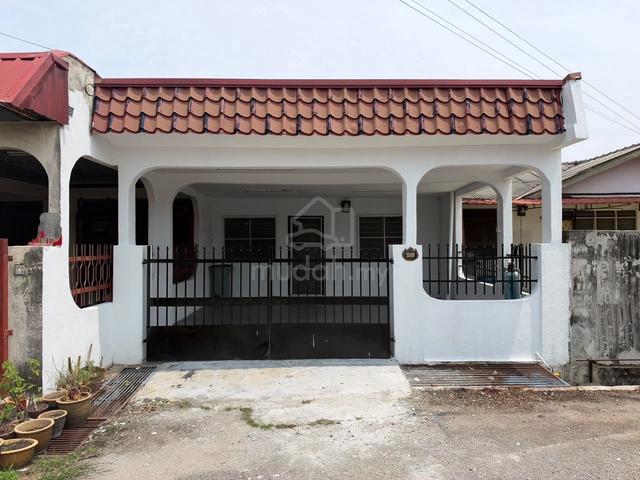Unblock Single Storey Serikaya Segamat Baru 2 2Bed 2Bath Bawah 1