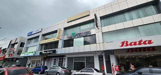 Farlim Business Centre, Farlim 1