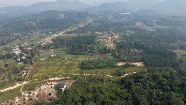 1.27 Acre Freehold Agriculture Land Kampung Celogeh Lenggeng Seremban 1