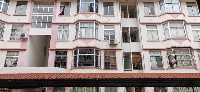 Country Heights 1