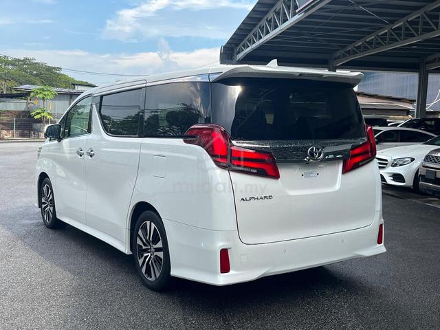 2021 Toyota ALPHARD 2.5 SC * SUNROOF *TV - 3