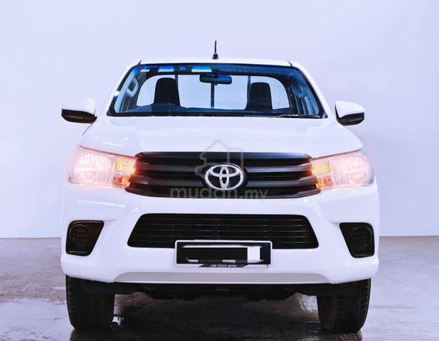 2021 Toyota HILUX 2.4 MT FACELIFT II Full Loan Go - 3