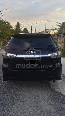 2013 Toyota WISH 1.8 FACELIFT (A) - 2