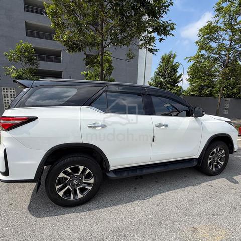 Toyota Fortuner – Tip Top Condition (Direct Owner) - 5