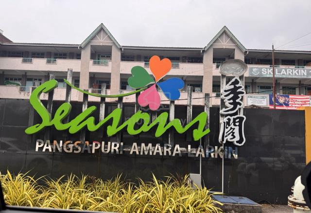 Seasons Luxury Apartments @ Amara Larkin 1