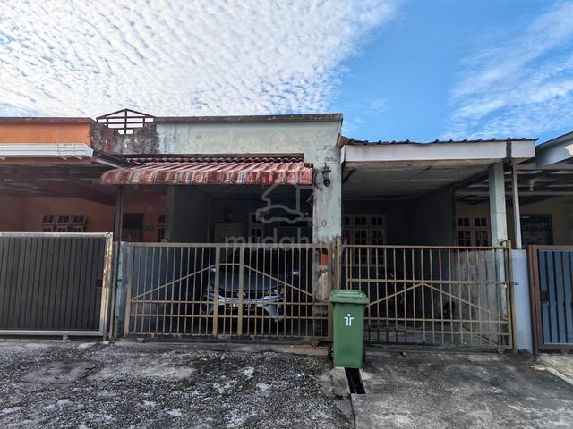 HOUSE FOR SALE - Single Storey Intermediate Terrace House 1