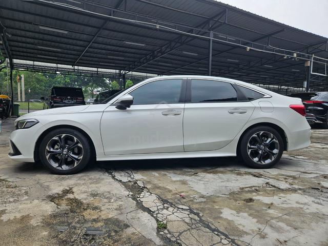 Honda CIVIC 1.5 V (A) under honda warranty 2022 - 4