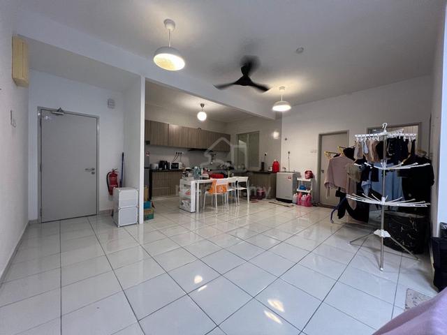 Residensi Adelia 2