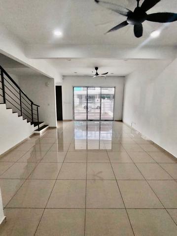 Puri Residence Nusa Damai 2 Storey House for Rent near seri Alam masai 1