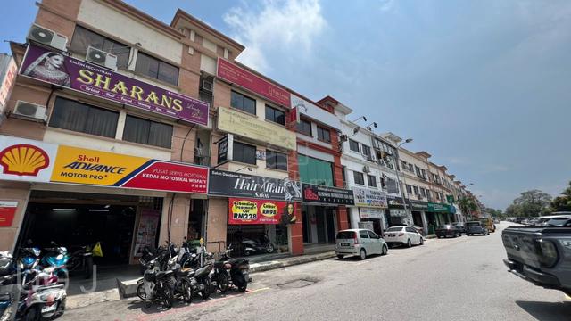 NEWLY PAINTED, Office Lot, Tingkat 1, Taman Bayu Perdana, Klang 1