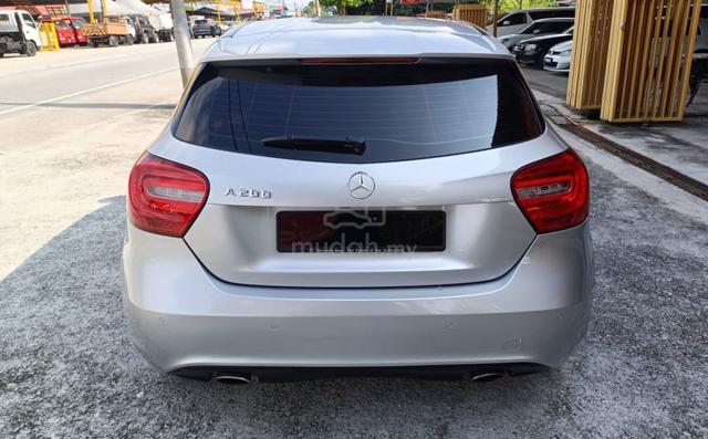 2014 Mercedes Benz A200 BLUEEFCY 1.6 (A) - 4