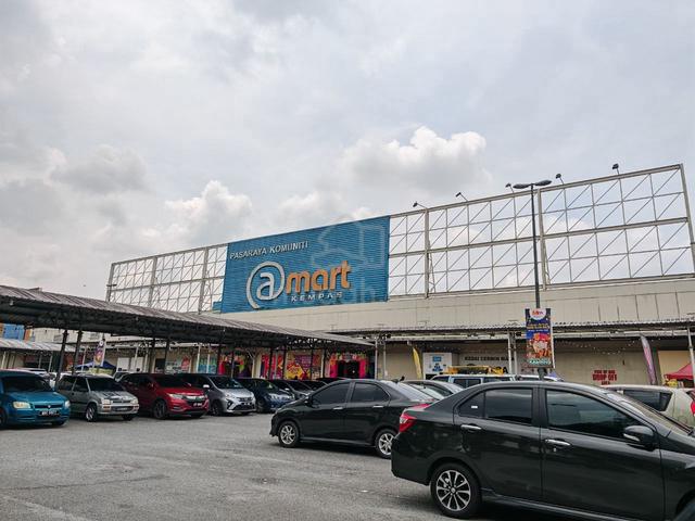 KEMPAS, TAMAN CEMPAKA, JALAN CENGKERIK, 2-Storey Shop Lot FOR SALE 1