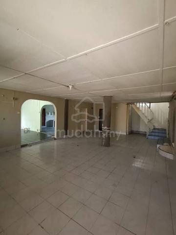Rumah Banglo dan Tanah Kinarut 5