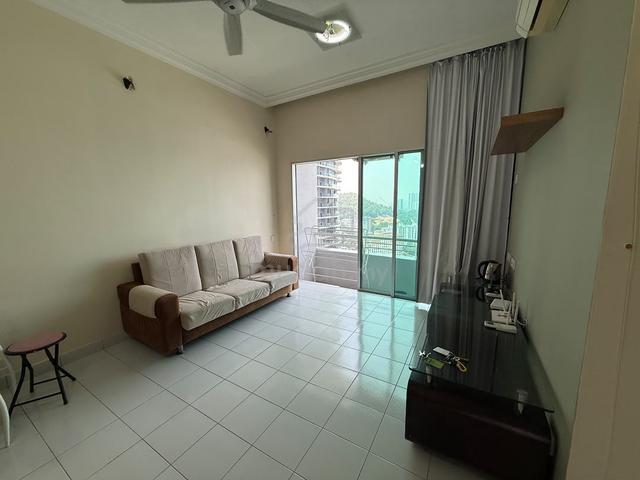 University Place (Plaza Ivory) 1