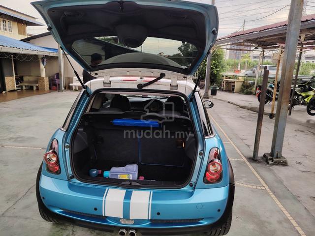 MINI Cooper S R53 1.6 Supercharged 6-Speed Manual - 3