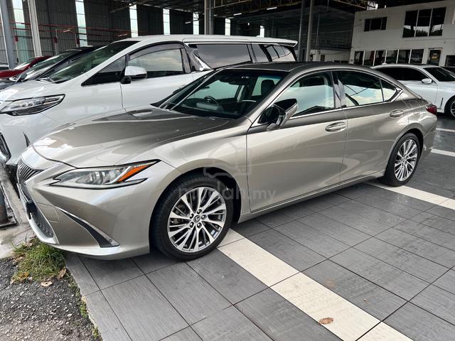 2019 Lexus ES250 LUXURY 2.5L Good Condition - 2