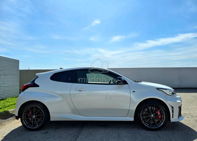 2025 Toyota GR YARIS 1.6 RZ HIGH PERFORMANCE (A) - 4