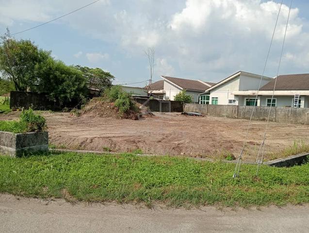 Gated Guarded Klebang Perdana Big Residential Land Kampung House Meru 1
