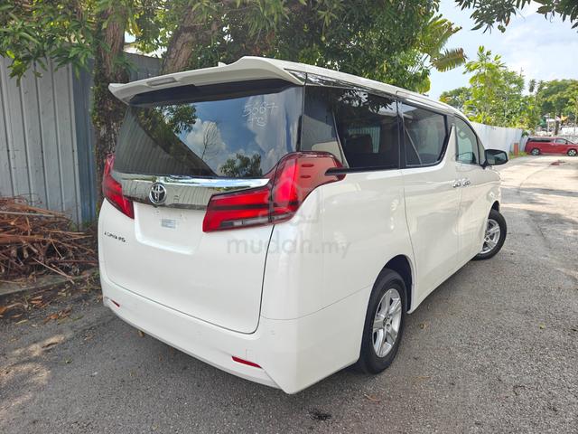 2023 Toyota Alphard 2.5 X 2LED BSM DIM 8 Seater.. - 2