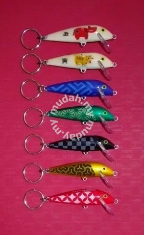Rapala CD7 Japan 2022 Limited Keychain - Sports & Outdoors for