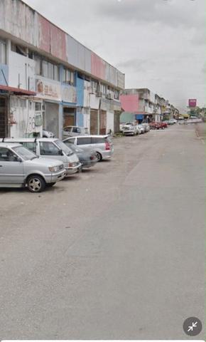 大学城排厂出租 Skudai Taman Universiti 1.5 Storey Link Factory for rent 1
