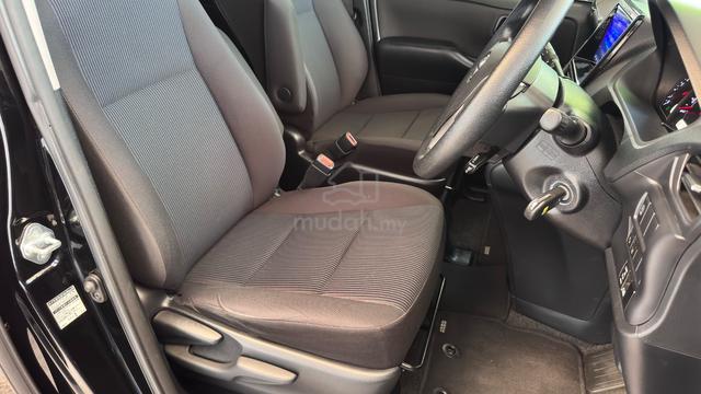 2019 Toyota VOXY 2.0 X (A)*Great Condition - 5