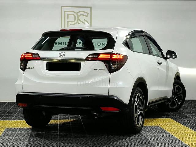 2020 Honda HR-V 1.8 V FACELIFT HRV BLIND SPOT CAM - 3