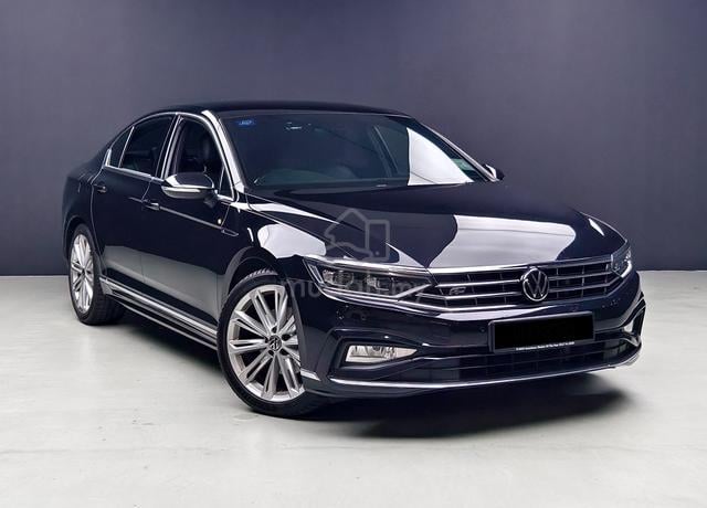 2022 Volkswagen PASSAT R-LINE 2.0L (A) - 1
