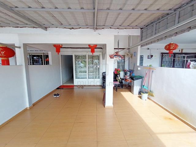 FULLY EXTEND RENOVATED 2 Storey Taman Desa Duyong Ayer Molek Melaka 1