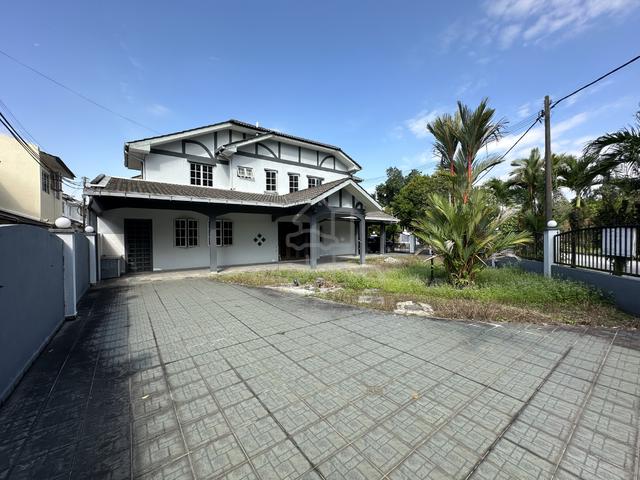 Double Storey Corner BK 5 For Sale 1