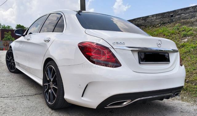 2019 Mercedes Benz C300 2.0 AMG LINE 🔥ORI PAINT - 2