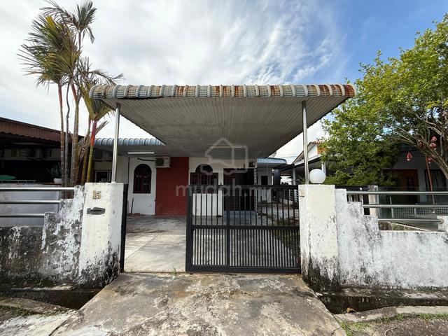 Corner Single storey Tingkat Rusa 2 Taman selamat 1