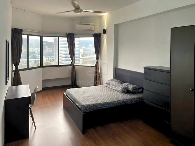 GCB Court 1