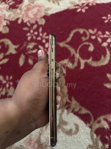 iphone 11promax 256gb - photo 4 of 6