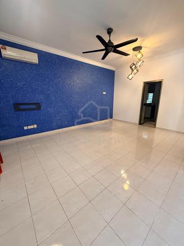 Bandar saujana putra Jenjarom Double storey 1
