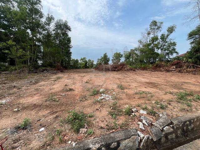 Rasah Kemayan, Flat Bungalow Land, 8,862 sf, Freehold, Non Bumi. S2 1