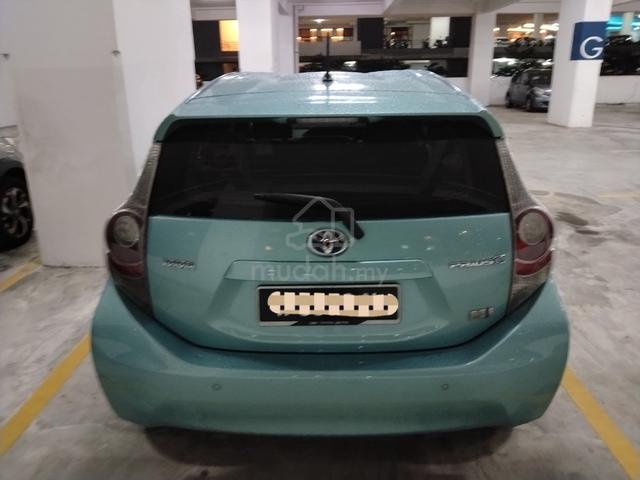 2013 Toyota PRIUS C 1.5 (HYBRID) (A) - 4