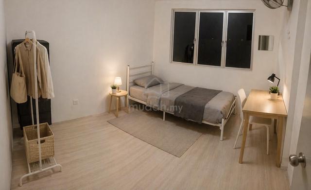 Man Room, Hot House 🔥 1