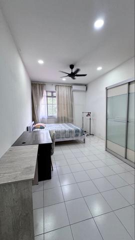 Taman Kim Leng, Damai, 1