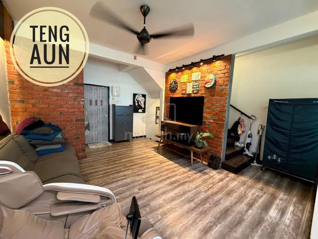 Suria Vista 1718sqft 2 Car Parks Fully Renovated Paya Terubong 1