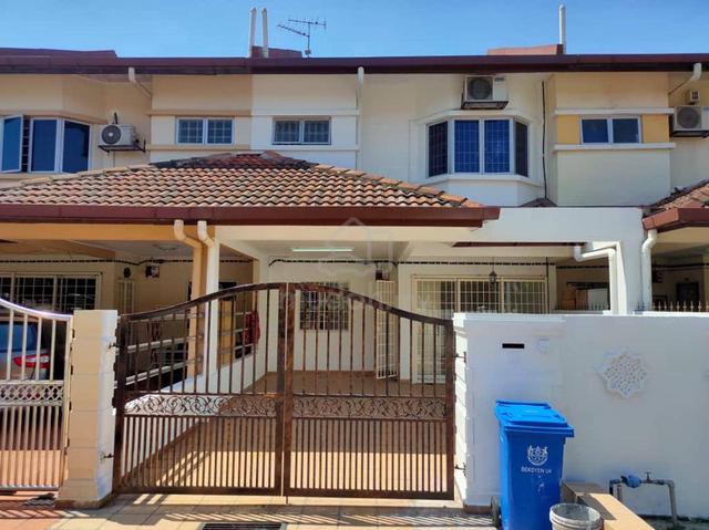 Double Storey Terrace for Rent @ Taman Desa Subang 1