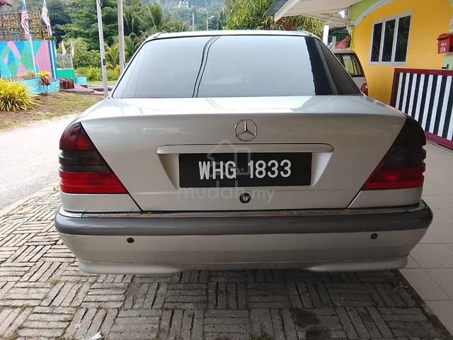 1995 Mercedes Benz 200 2.0 W123 (A) - 2